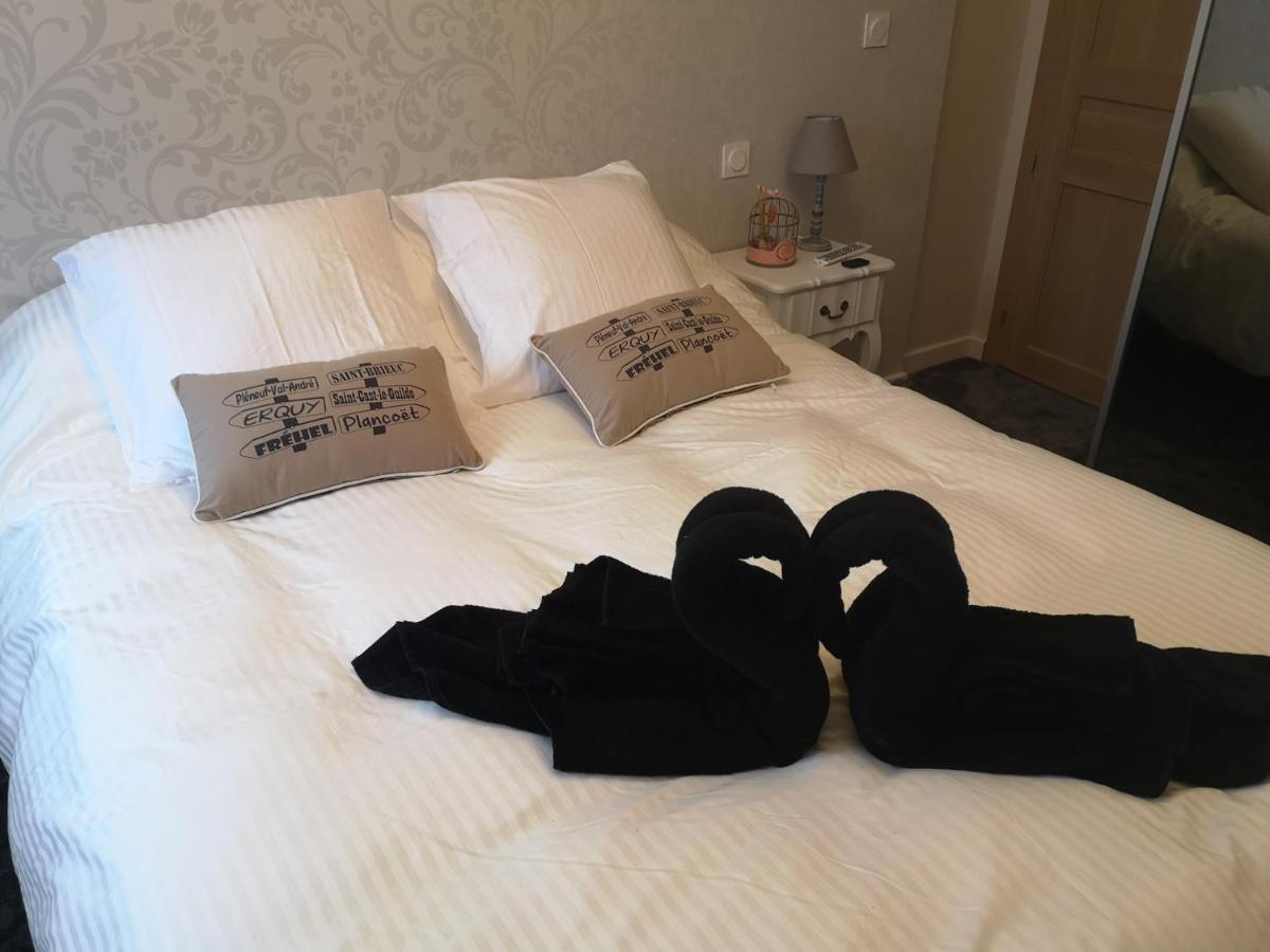 Appartement Chez Bernadette A 50M De La Plage Saint-Cast-le-Guildo Zewnętrze zdjęcie